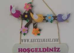 Keçe Kuş ve Çiçek Desenli Kapı Süsü