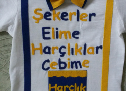 Keçe İşlemeli Fenerbahçe Bayram Tişörtü