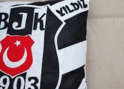Keçe Beşiktaş İsme Özel Yastık